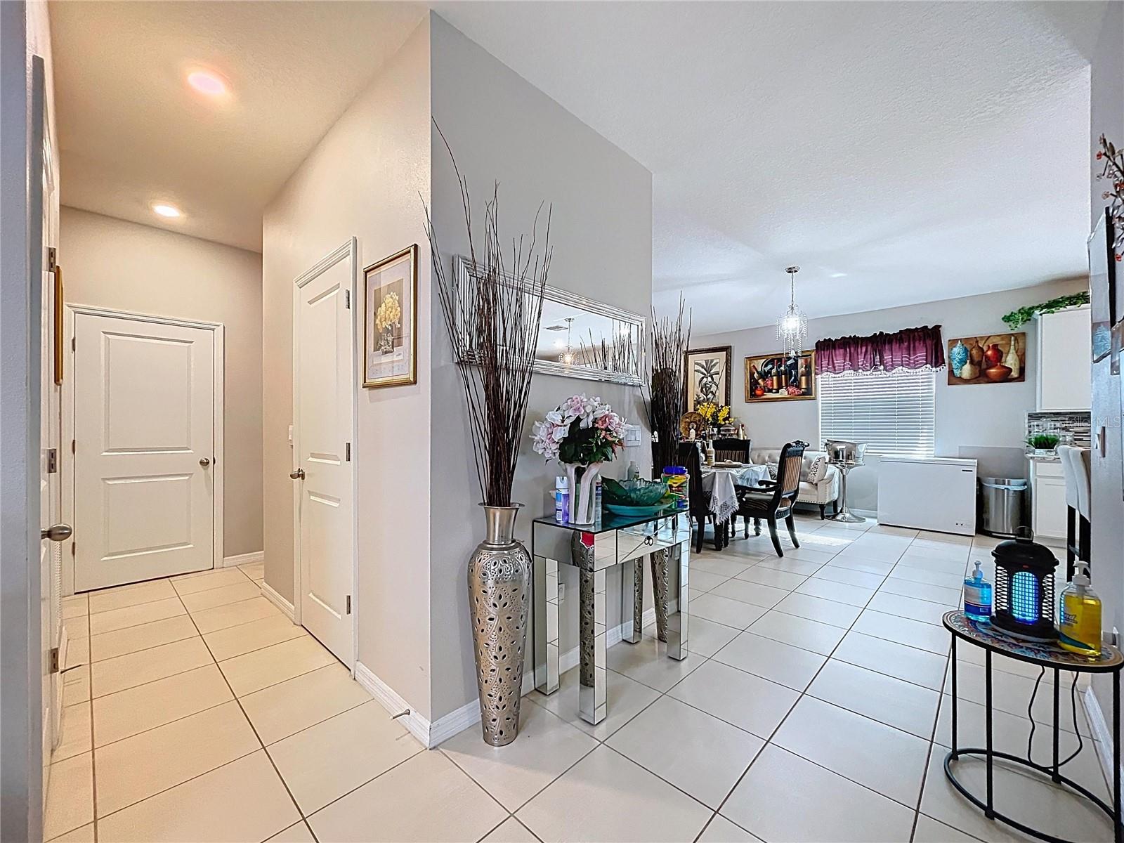 Image 16 of 96 For 472 6th Avenue Nw