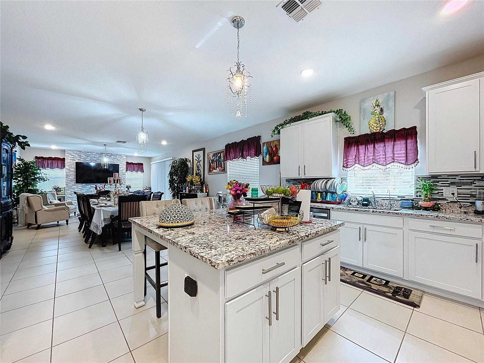 Image 23 of 96 For 472 6th Avenue Nw