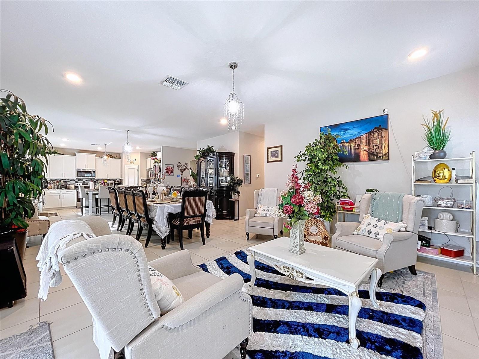 Image 29 of 96 For 472 6th Avenue Nw