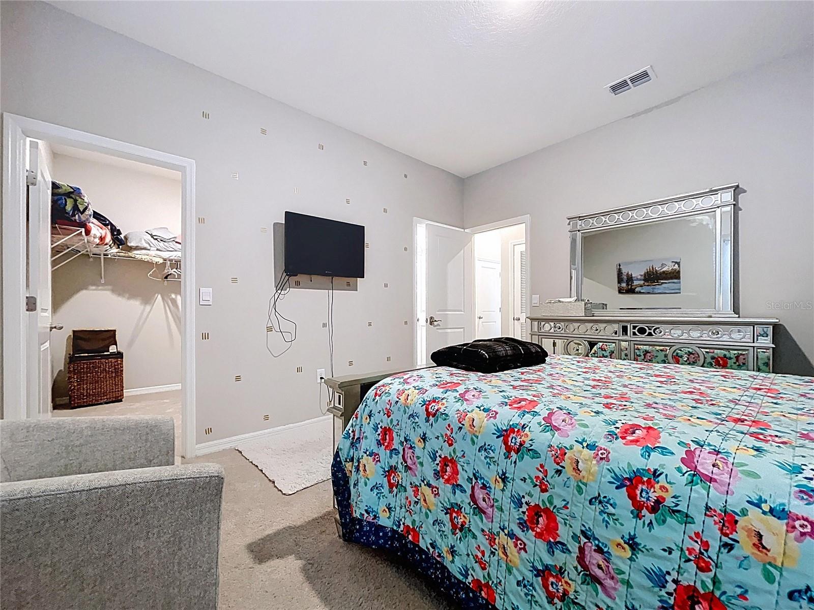 Image 33 of 96 For 472 6th Avenue Nw