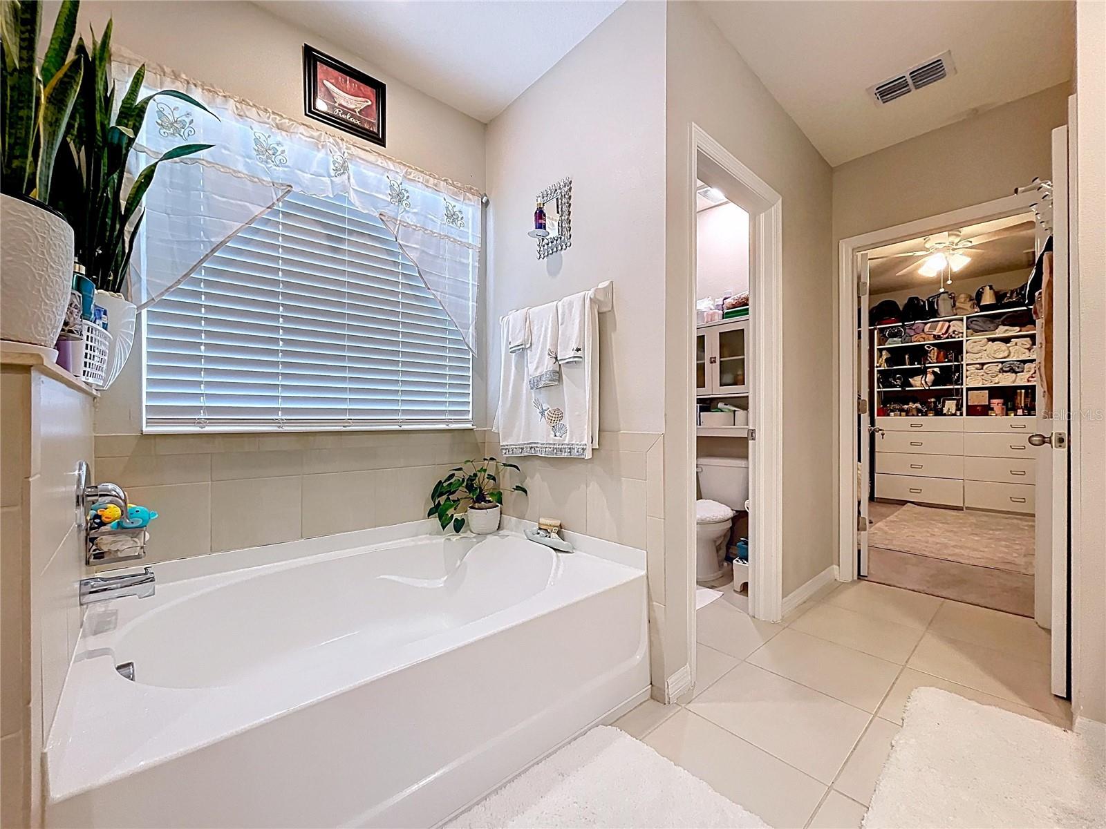 Image 52 of 96 For 472 6th Avenue Nw