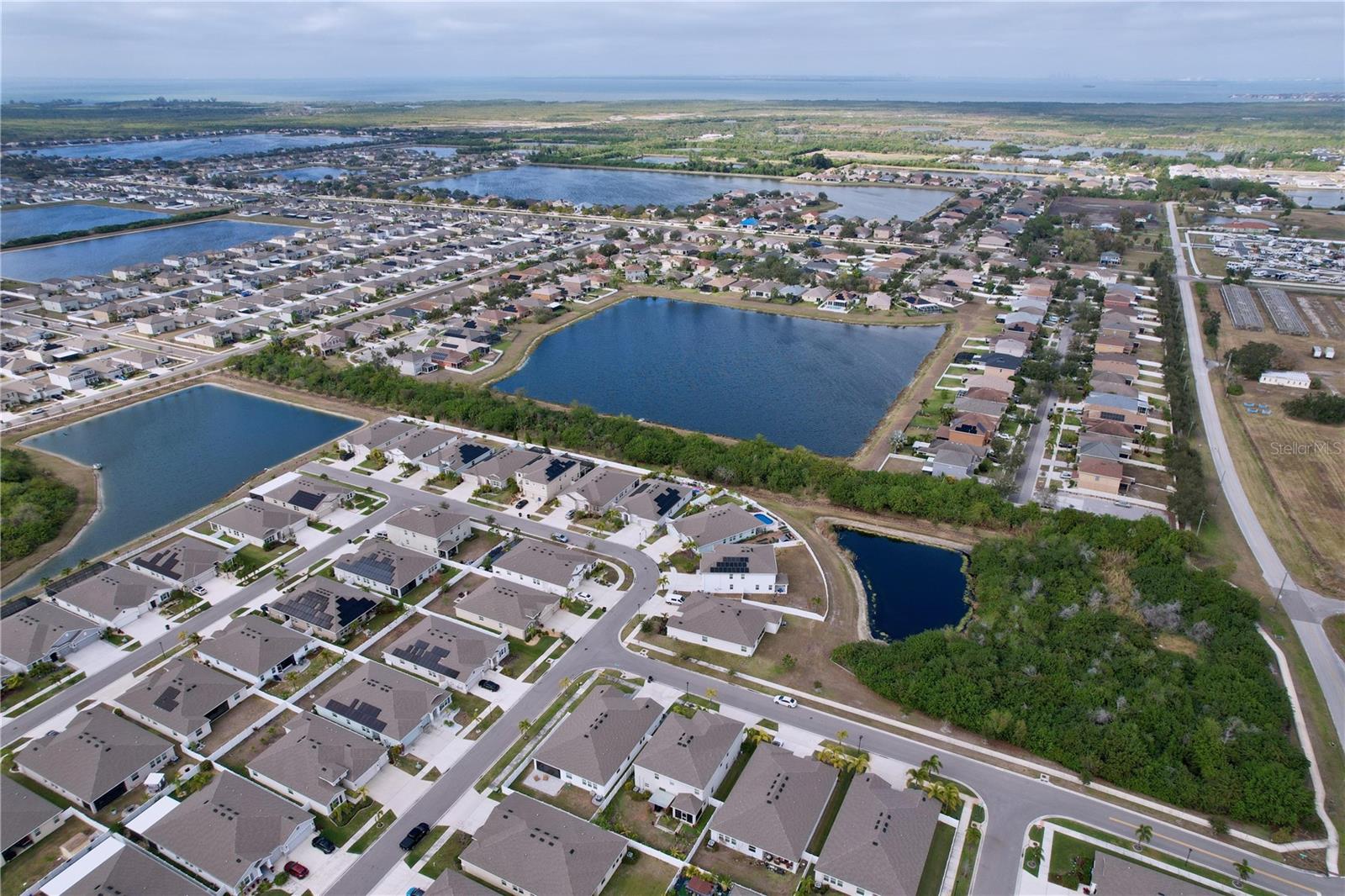 Image 82 of 96 For 472 6th Avenue Nw