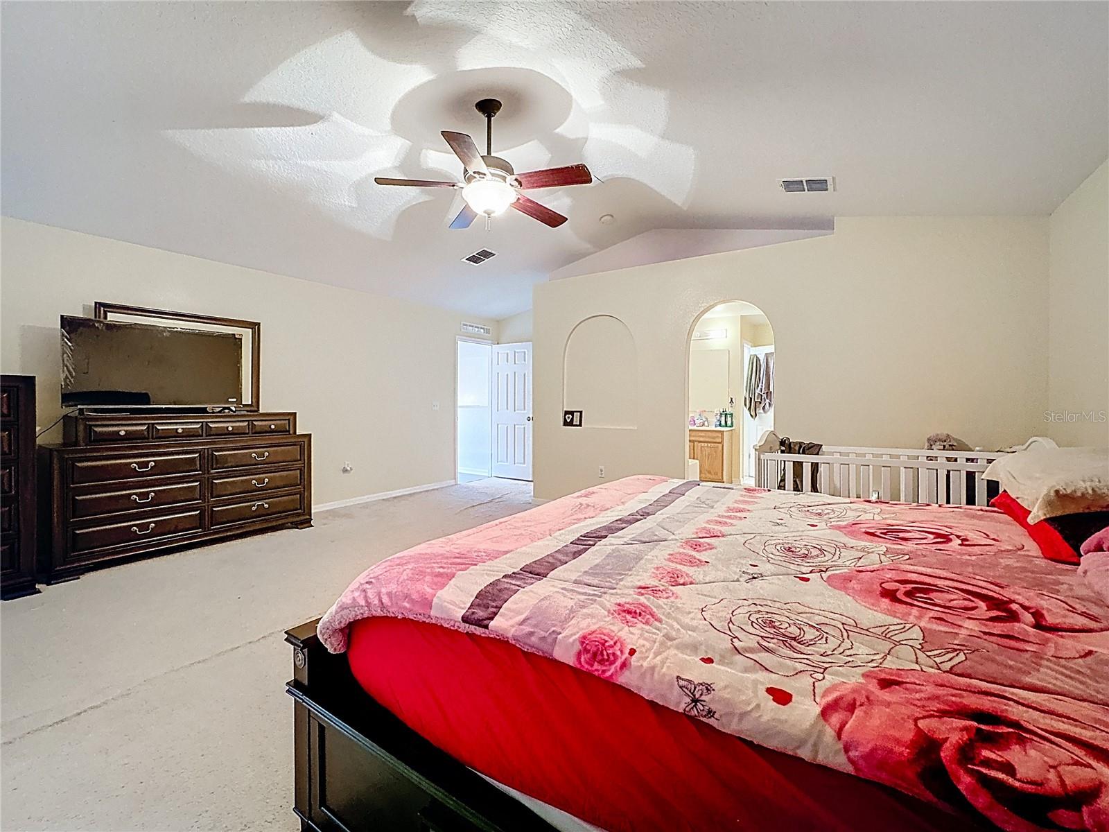 Image 11 of 52 For 2620 Hunley Loop