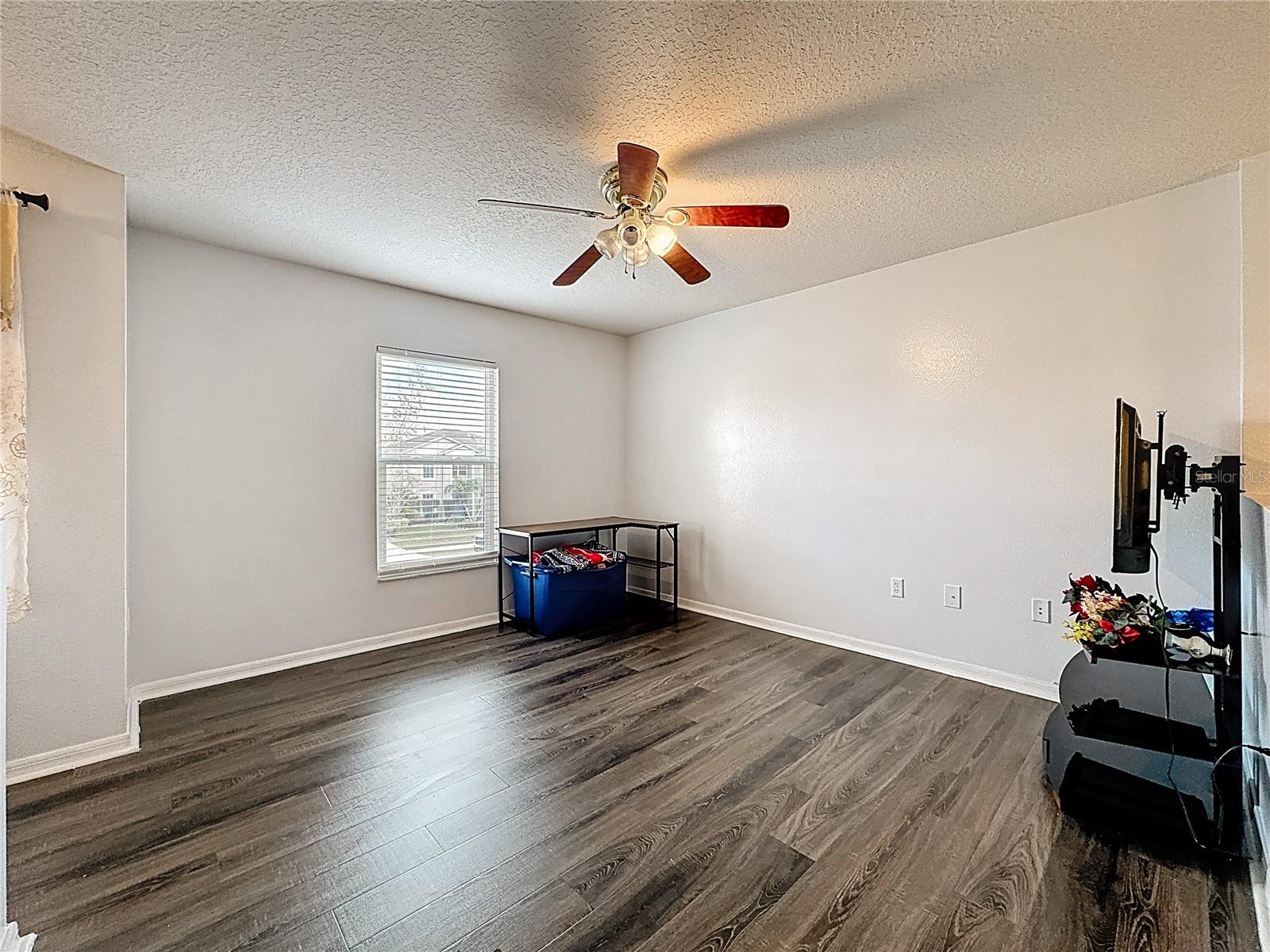 Image 26 of 52 For 2620 Hunley Loop