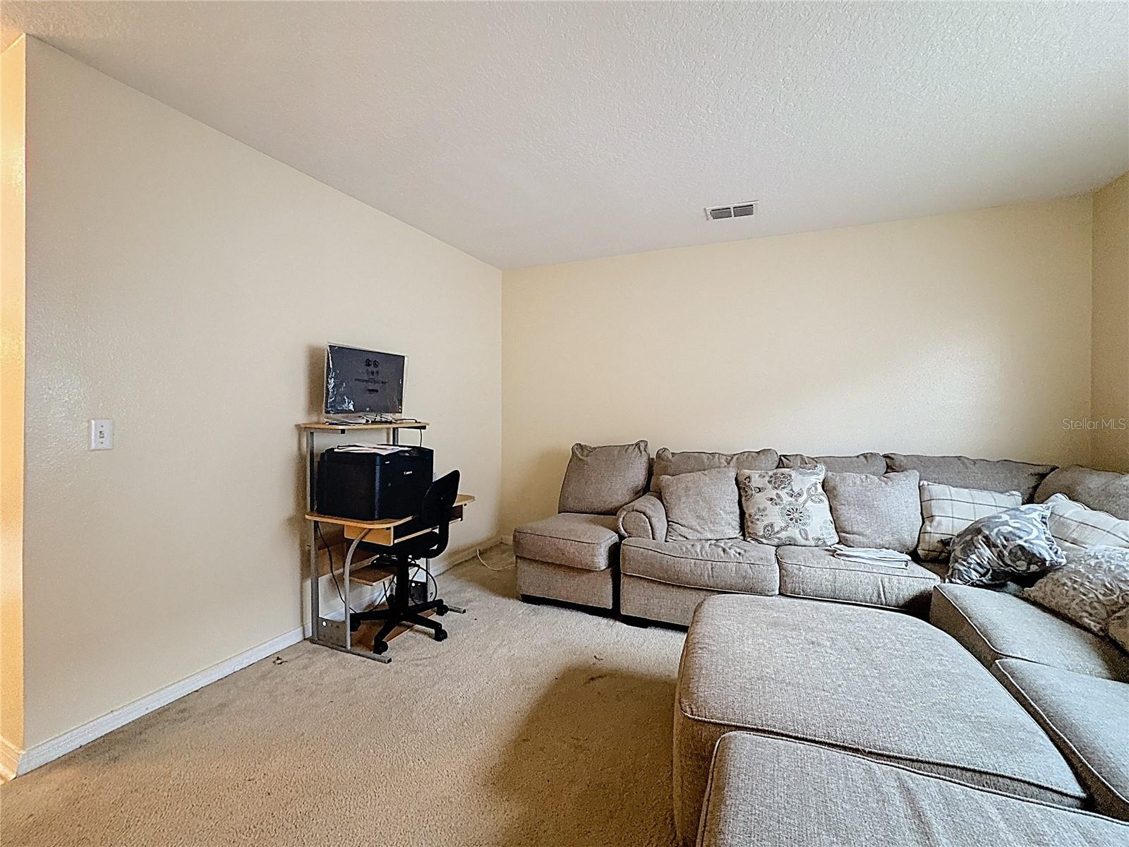 Image 34 of 52 For 2620 Hunley Loop