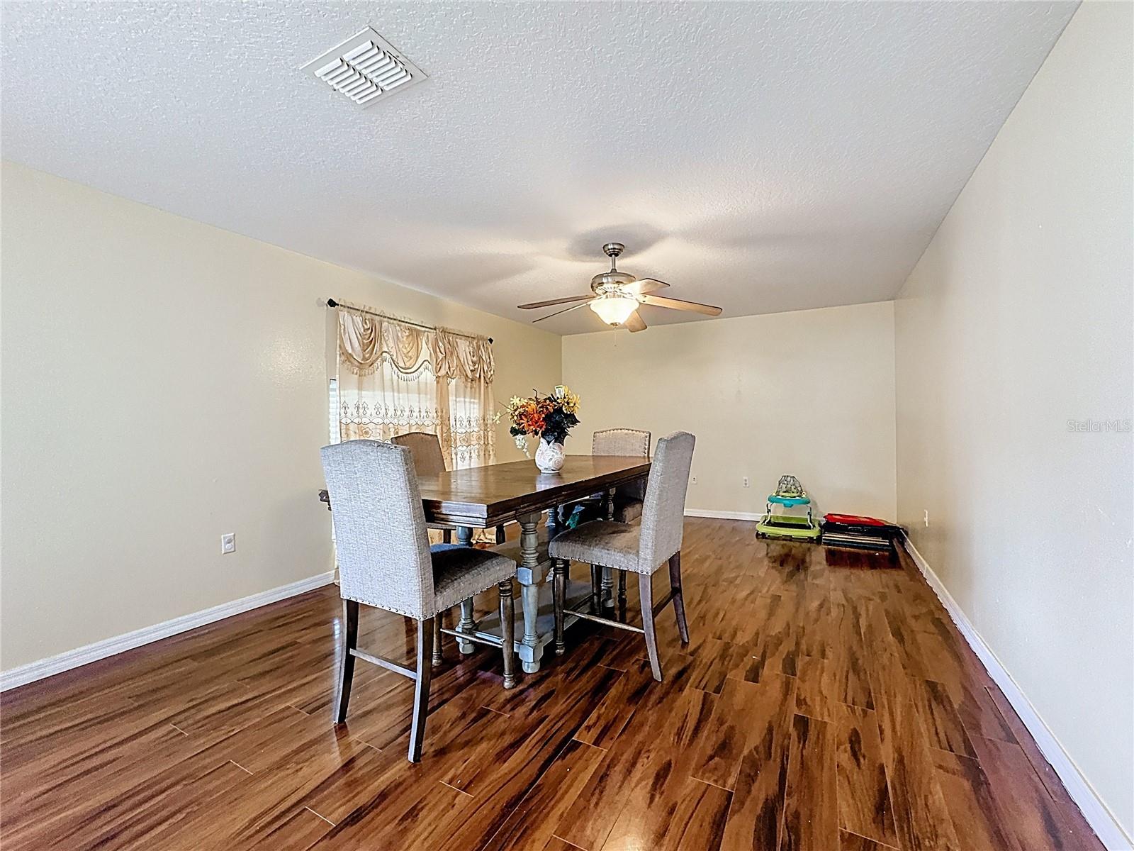 Image 37 of 52 For 2620 Hunley Loop