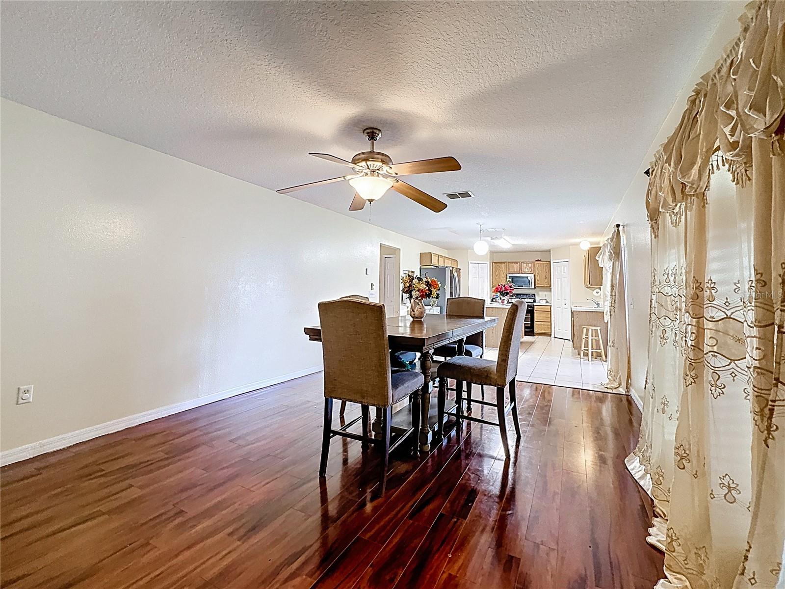 Image 38 of 52 For 2620 Hunley Loop