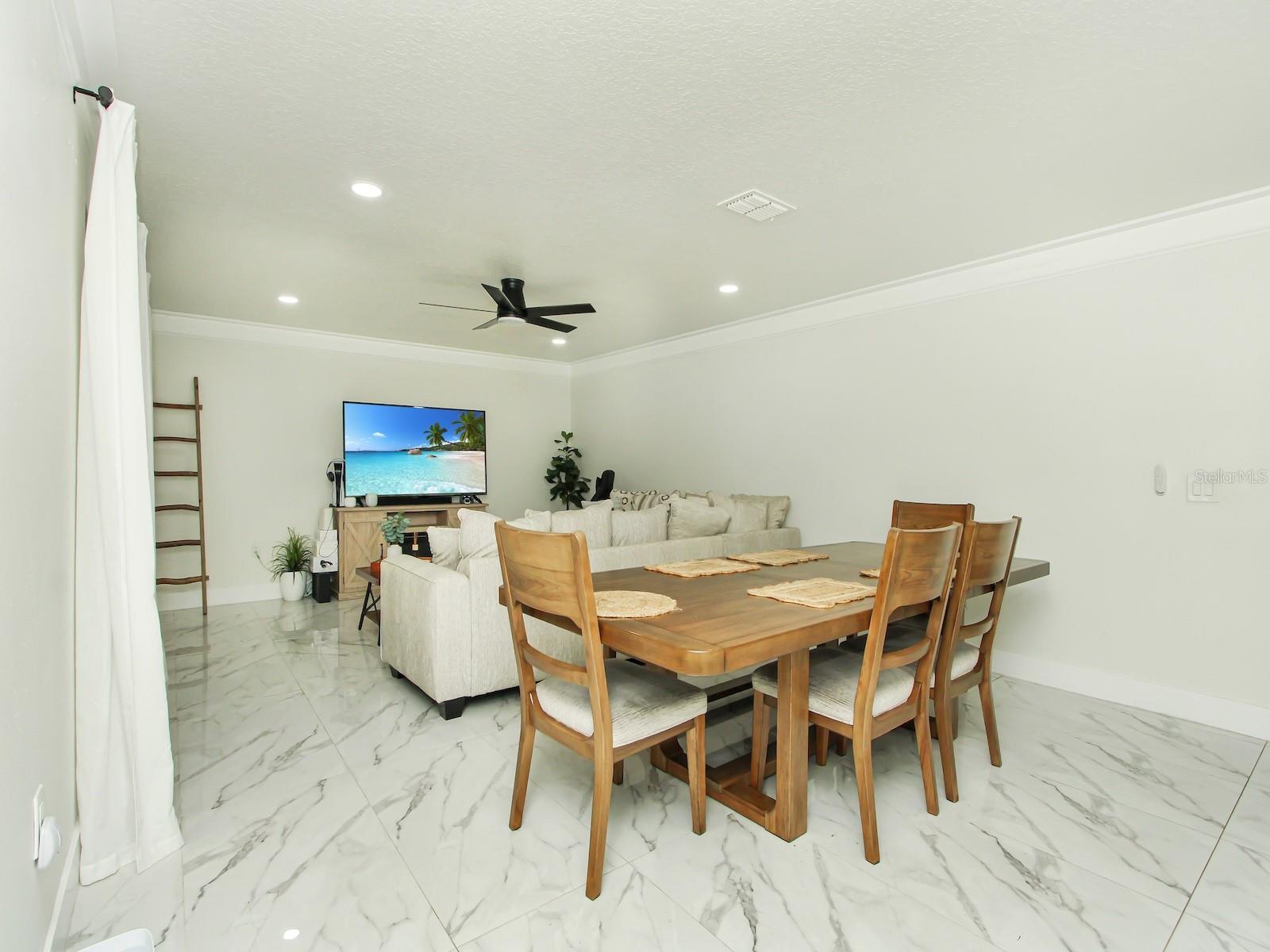 Image 15 of 43 For 7561 Lake Andrea Circle