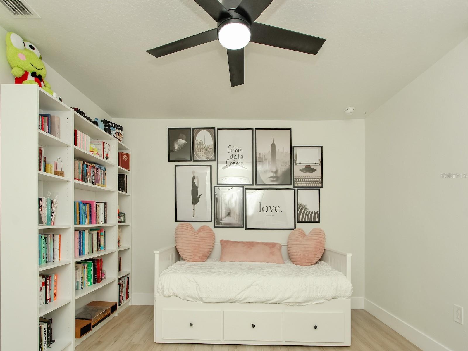 Image 31 of 43 For 7561 Lake Andrea Circle