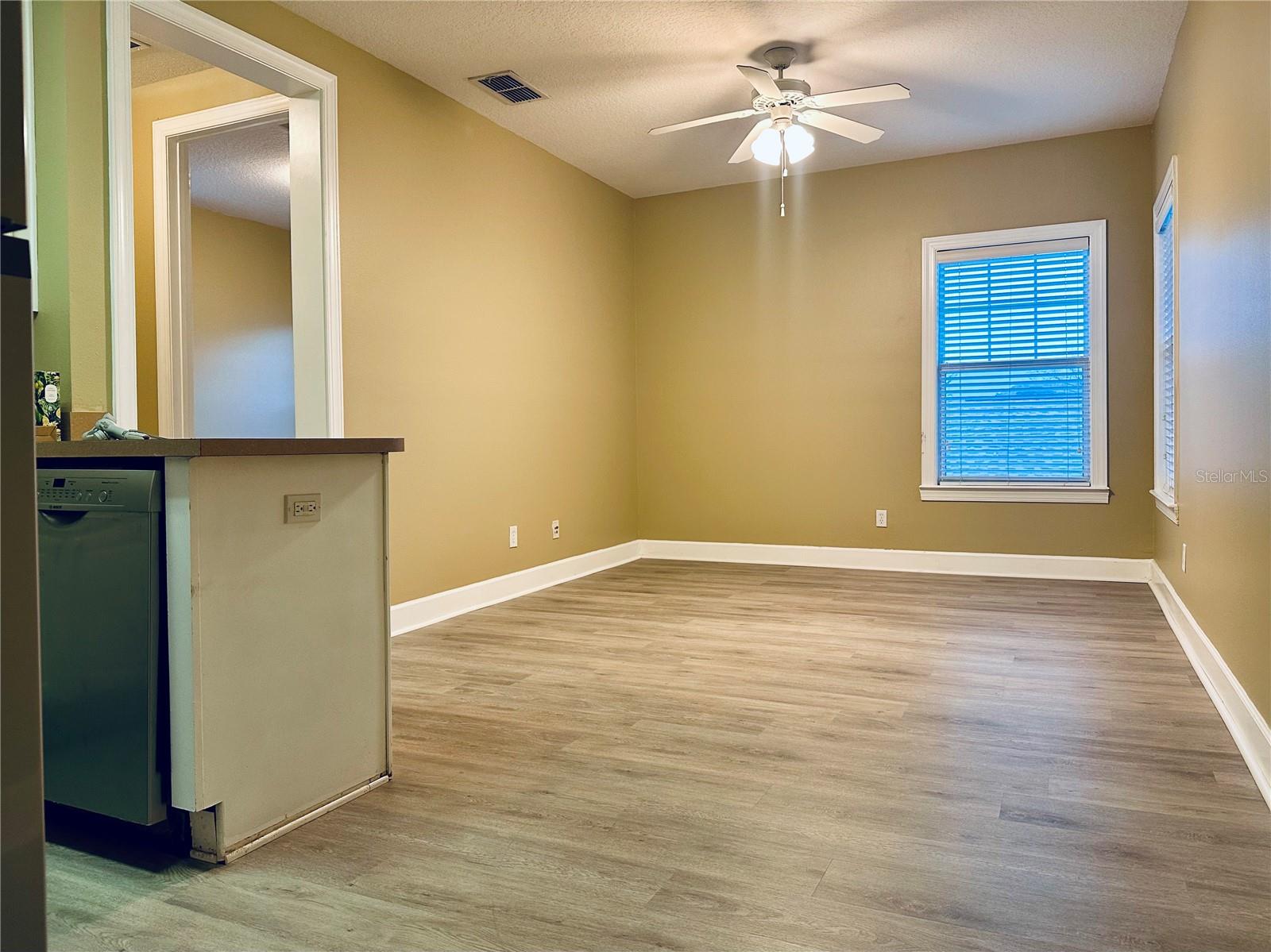 Image 2 of 13 For 1176 - B Wilde Drive