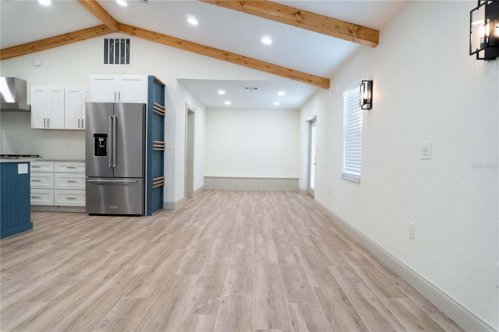 Image 22 of 41 For 803 44th Avenue E