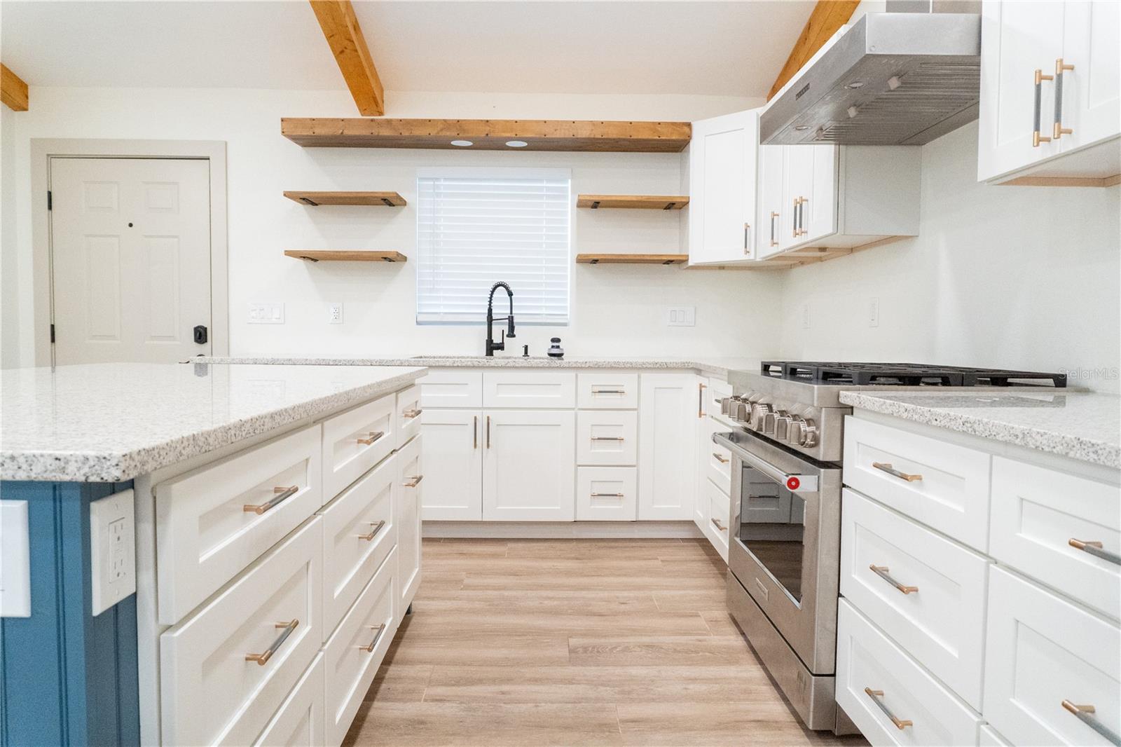 Image 23 of 41 For 803 44th Avenue E