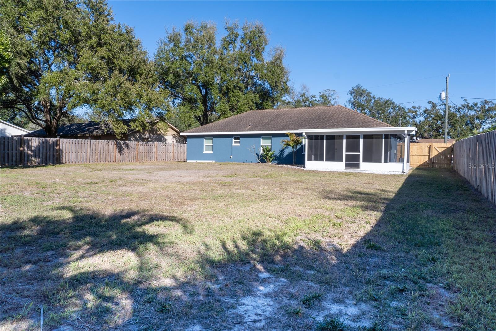 Image 30 of 41 For 803 44th Avenue E