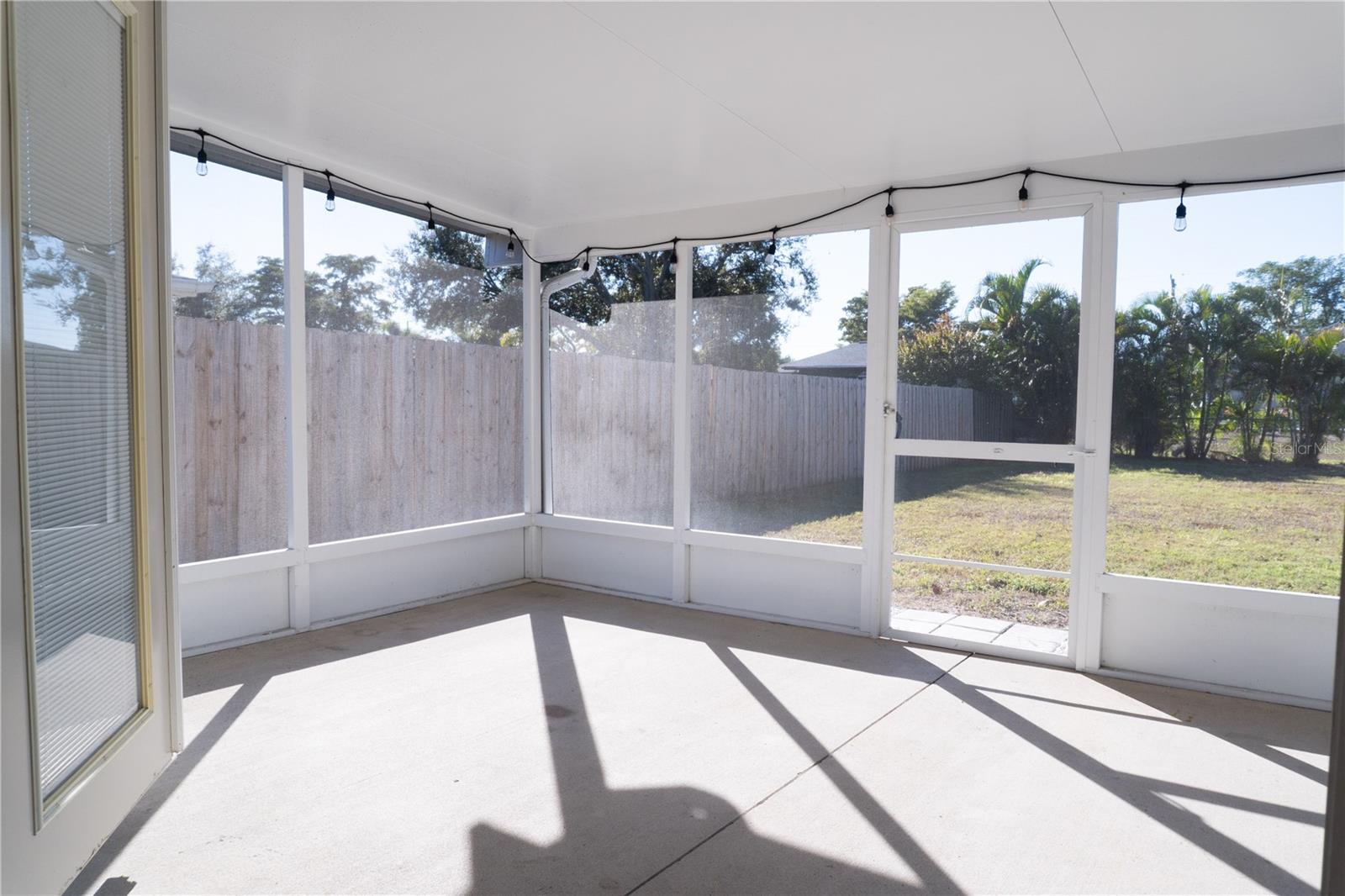 Image 32 of 41 For 803 44th Avenue E