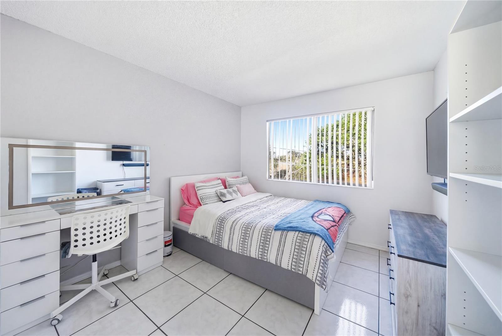 Image 12 of 24 For 38 Silver Swan Court