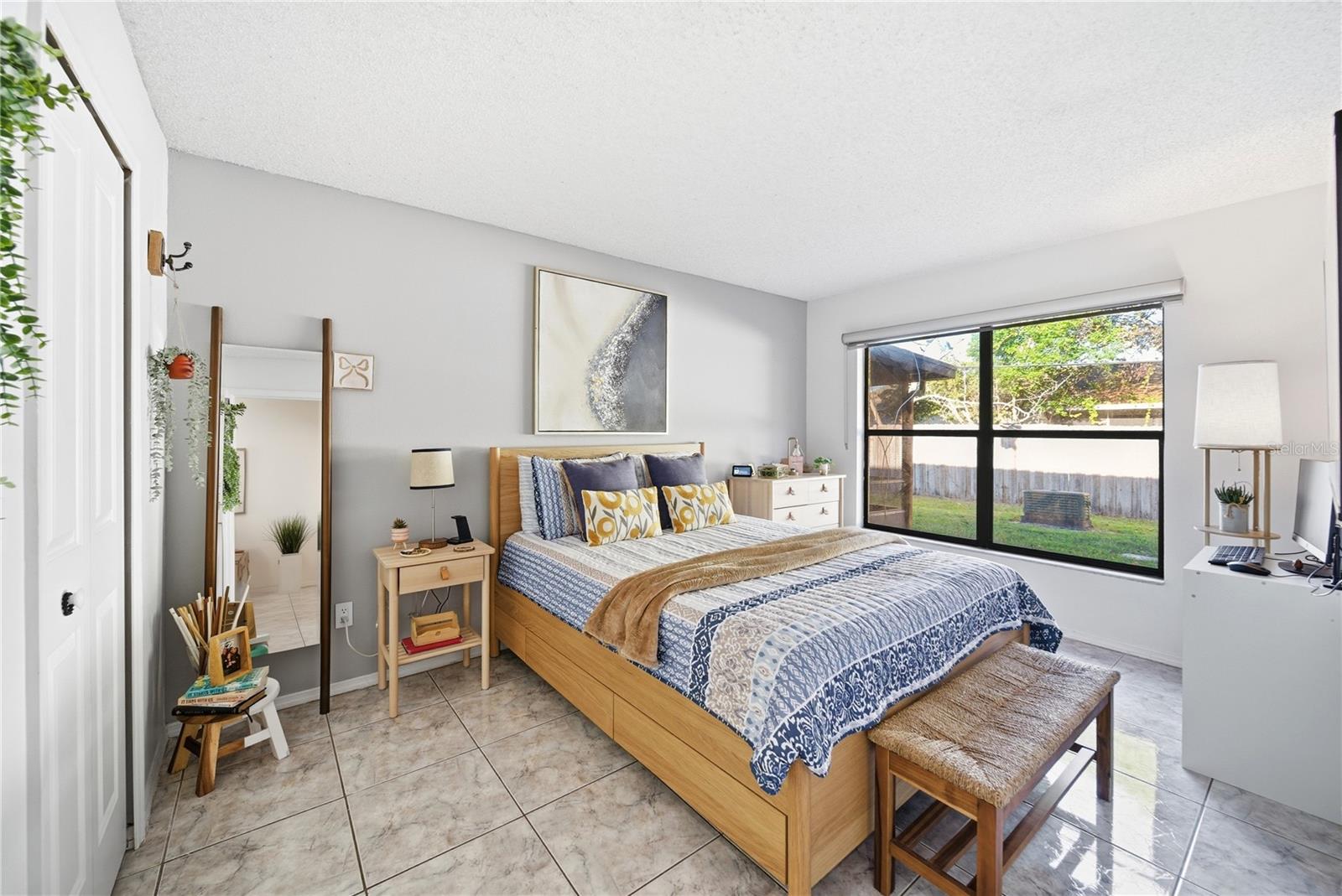 Image 16 of 24 For 38 Silver Swan Court