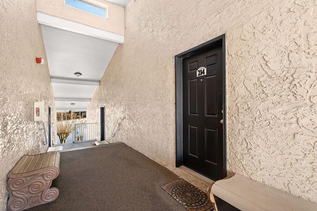 Image 6 of 46 For 185 Pearl Lake Causeway 214