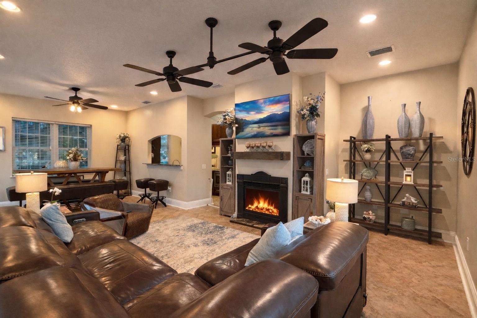 Image 10 of 46 For 1420 Reunion Boulevard