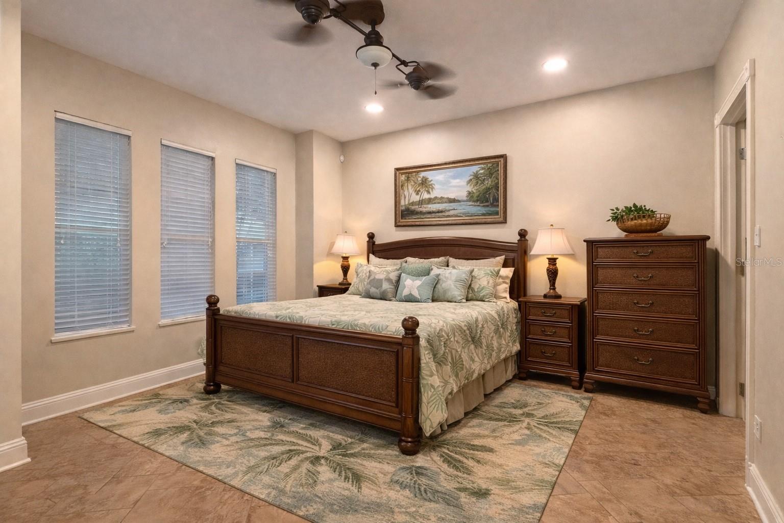 Image 16 of 46 For 1420 Reunion Boulevard