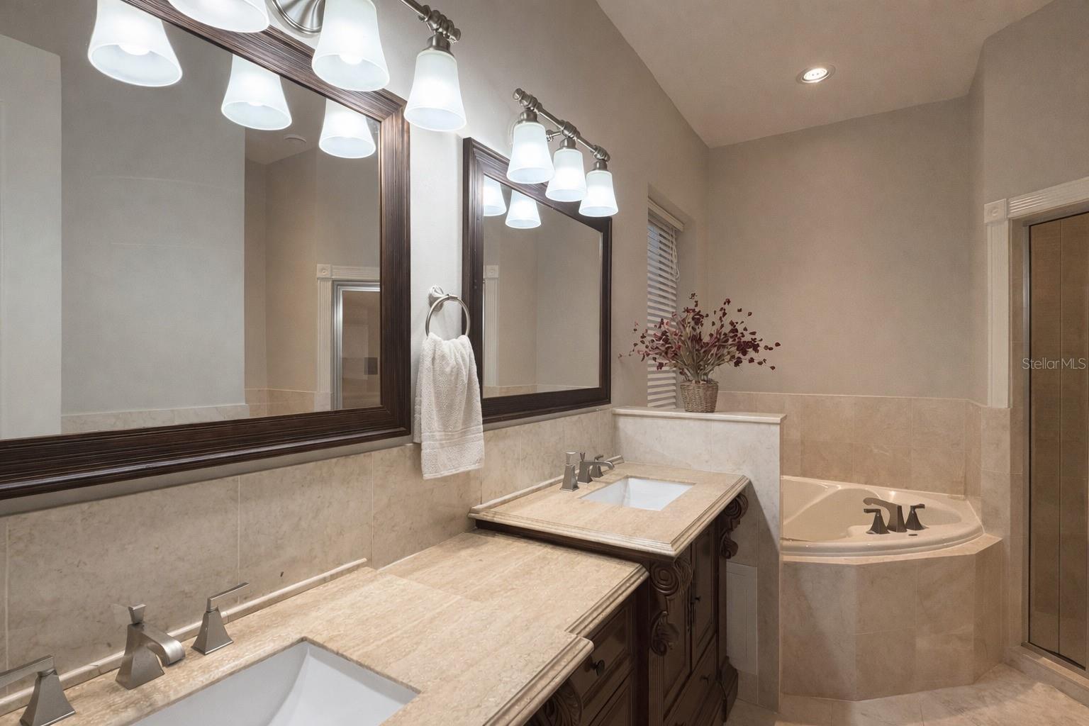 Image 21 of 46 For 1420 Reunion Boulevard