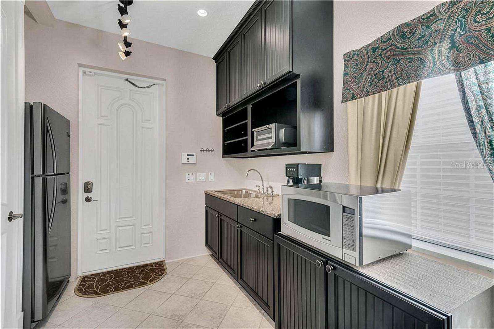 Image 34 of 46 For 1420 Reunion Boulevard