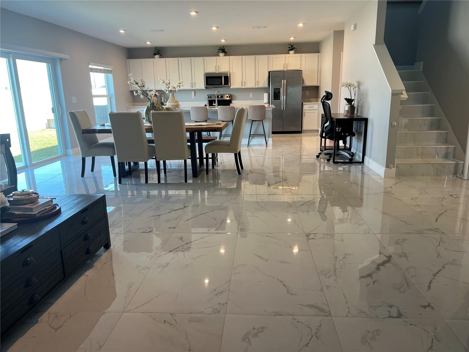 Image 10 of 61 For 206 Amber Way