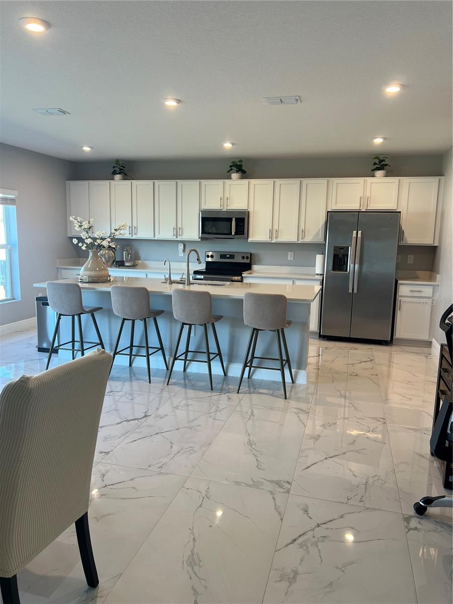 Image 12 of 61 For 206 Amber Way