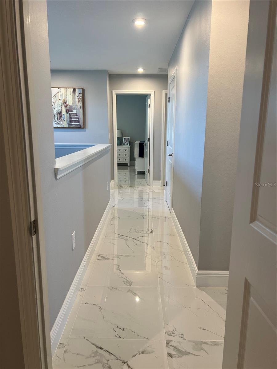 Image 30 of 61 For 206 Amber Way