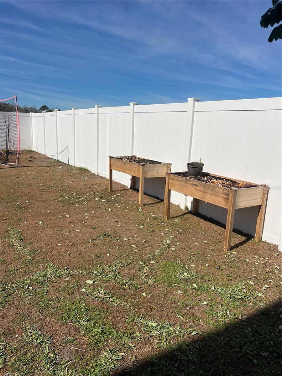 Image 50 of 61 For 206 Amber Way