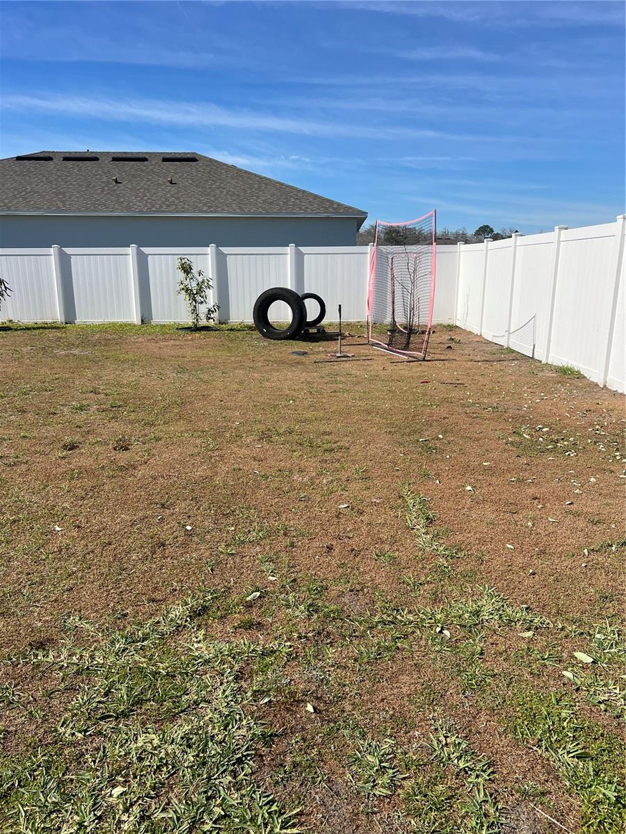 Image 51 of 61 For 206 Amber Way