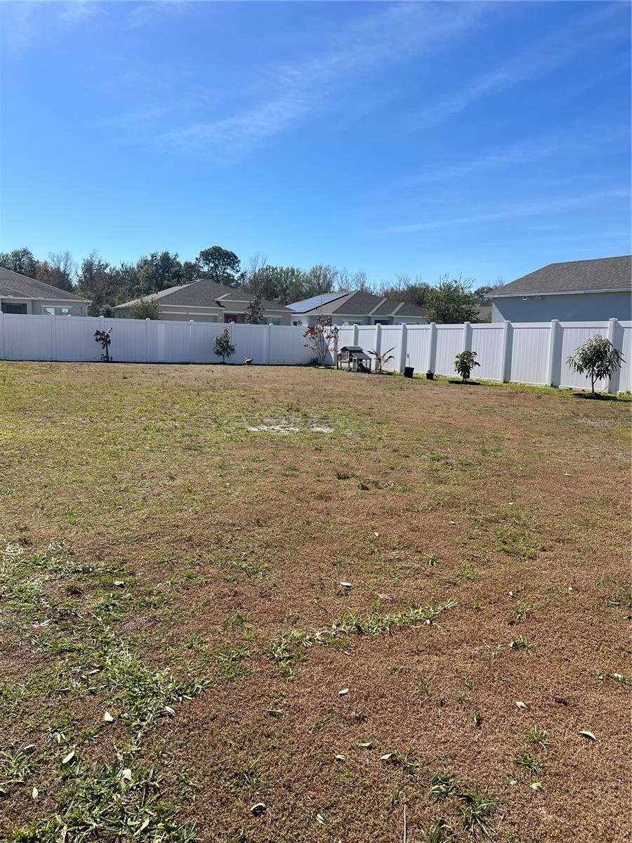 Image 52 of 61 For 206 Amber Way