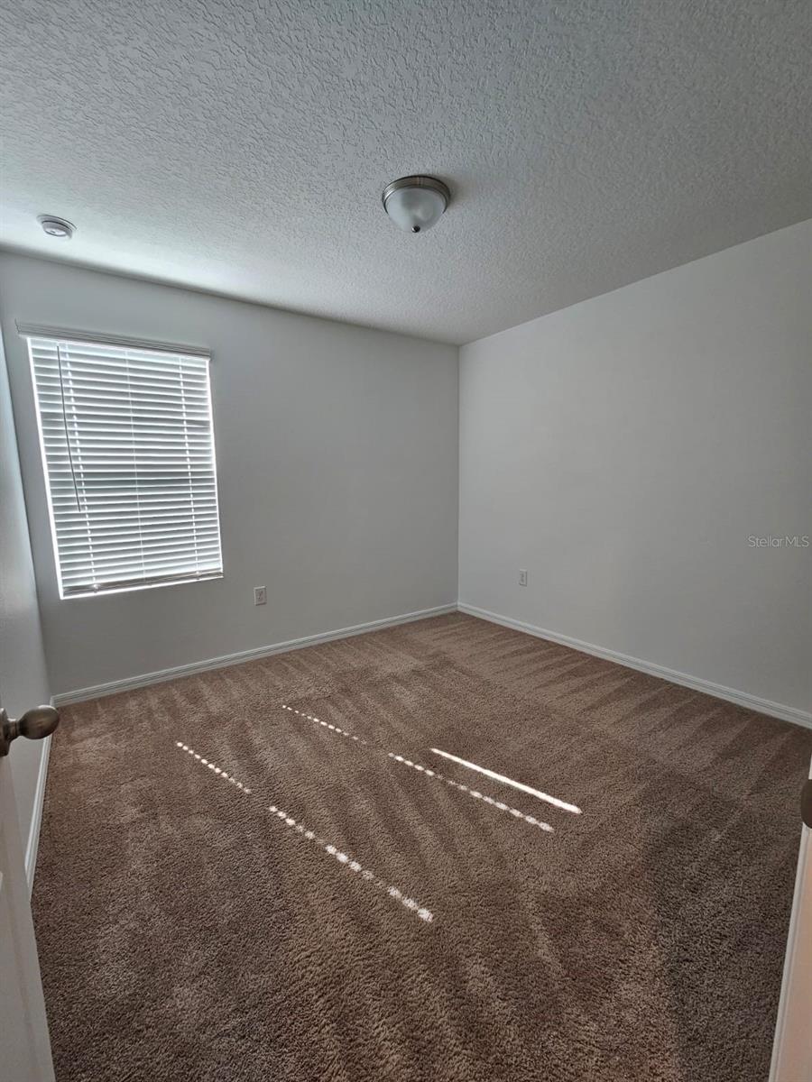 Image 9 of 25 For 936 Grandin Street