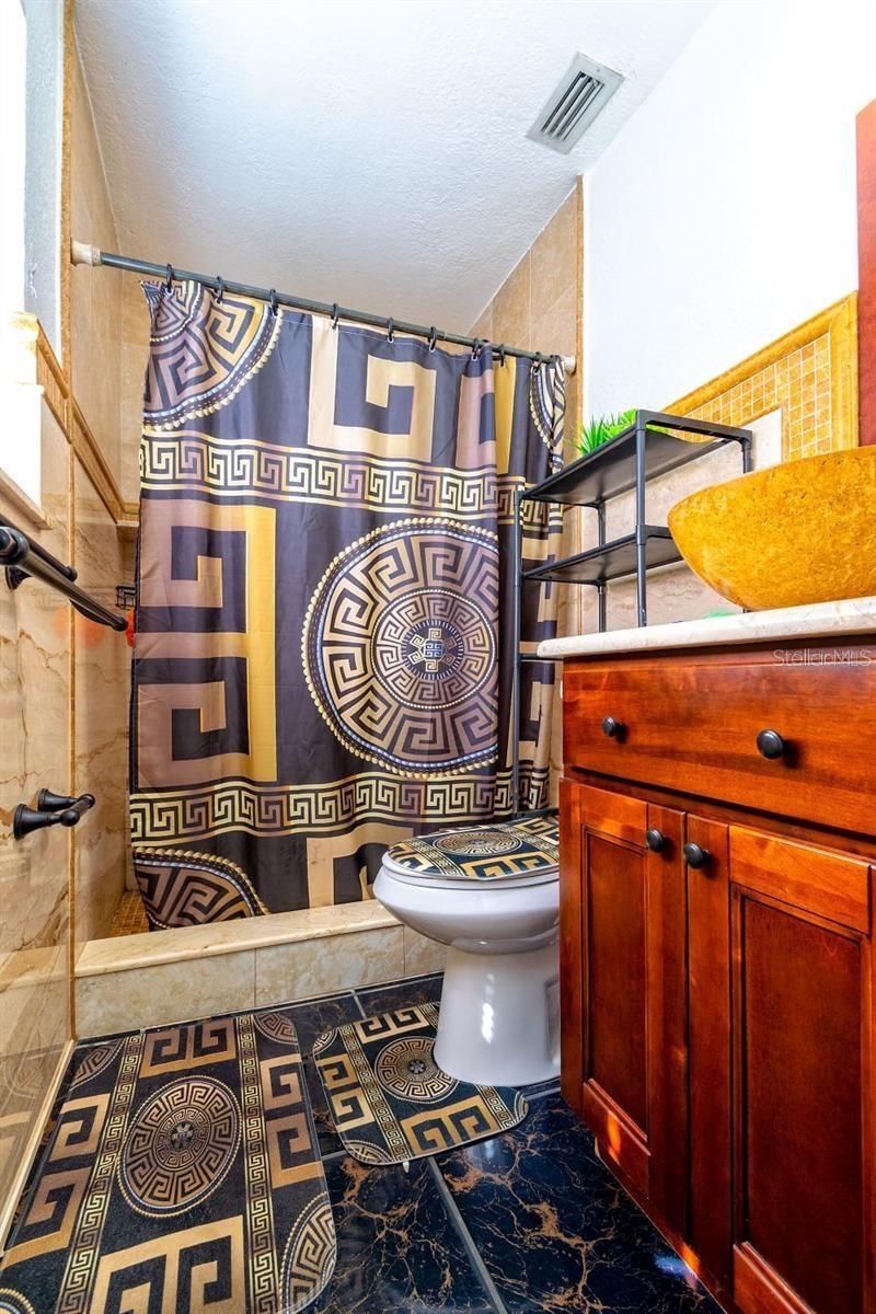 Image 23 of 29 For 804 Engel Drive