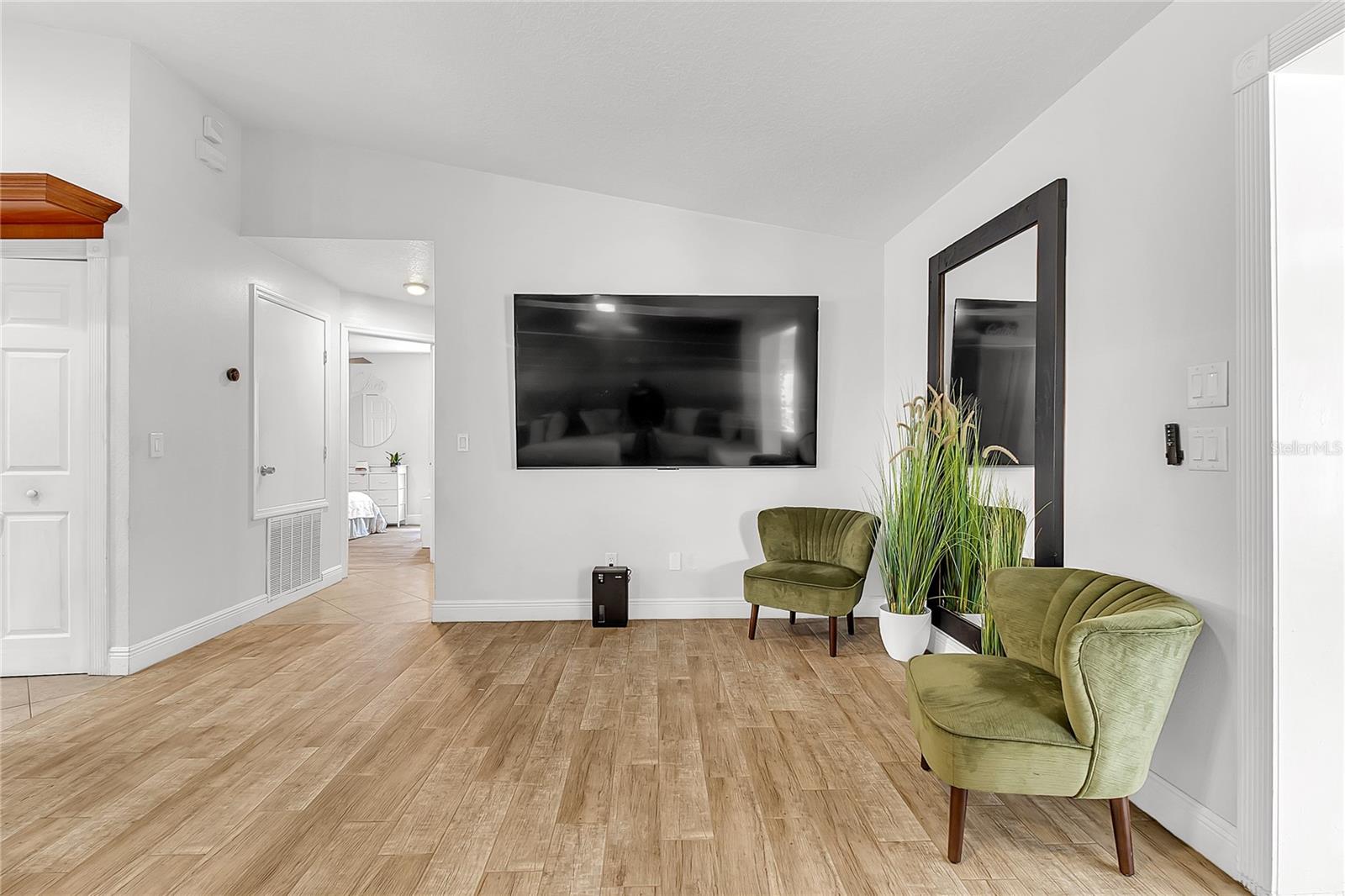 Image 13 of 46 For 11613 Ashridge Place