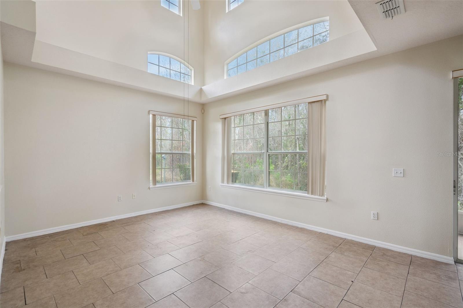 Image 7 of 48 For 356 Monroe Circle