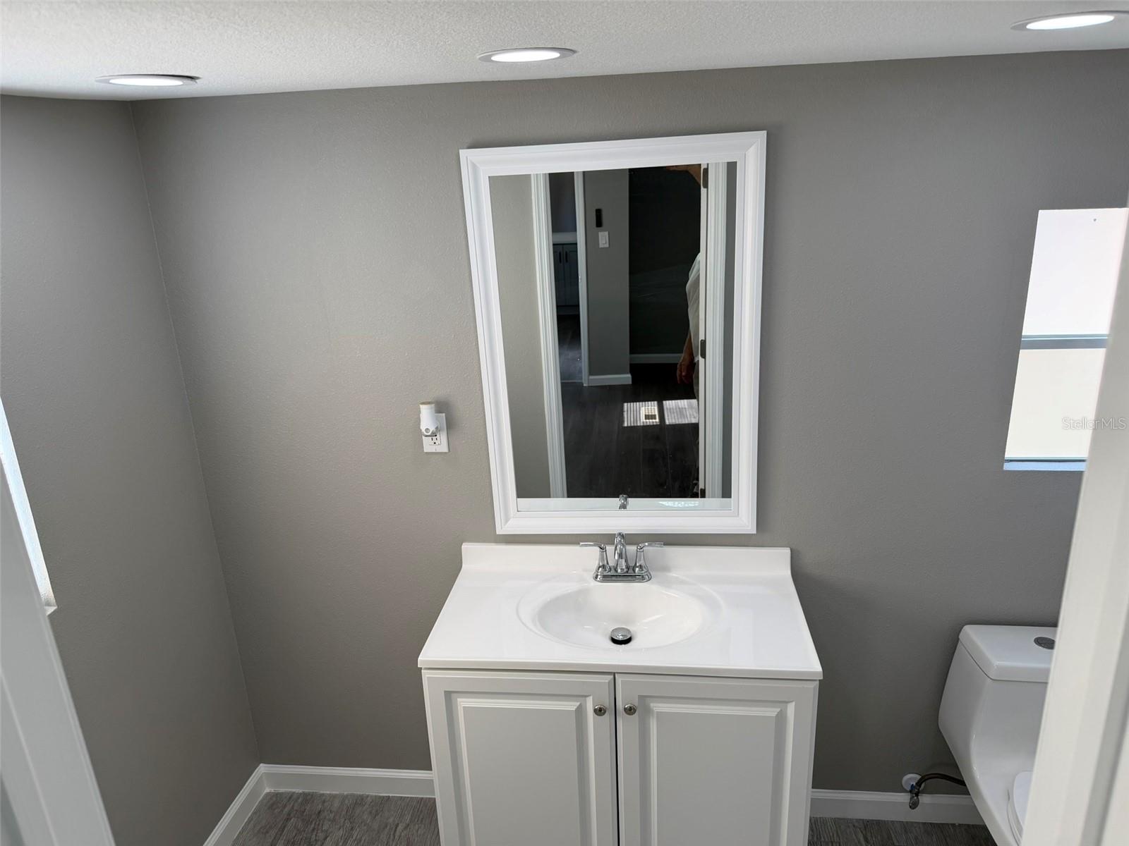 Image 13 of 26 For 9860 5th Avenue