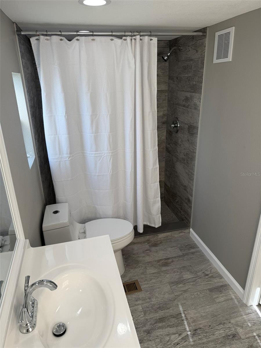 Image 14 of 26 For 9860 5th Avenue