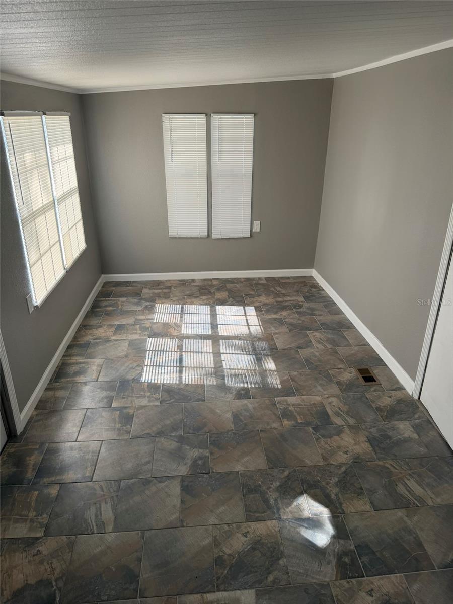 Image 21 of 26 For 9860 5th Avenue