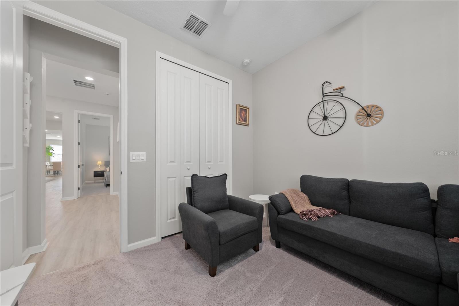 Image 13 of 29 For 564 Hennepin Loop