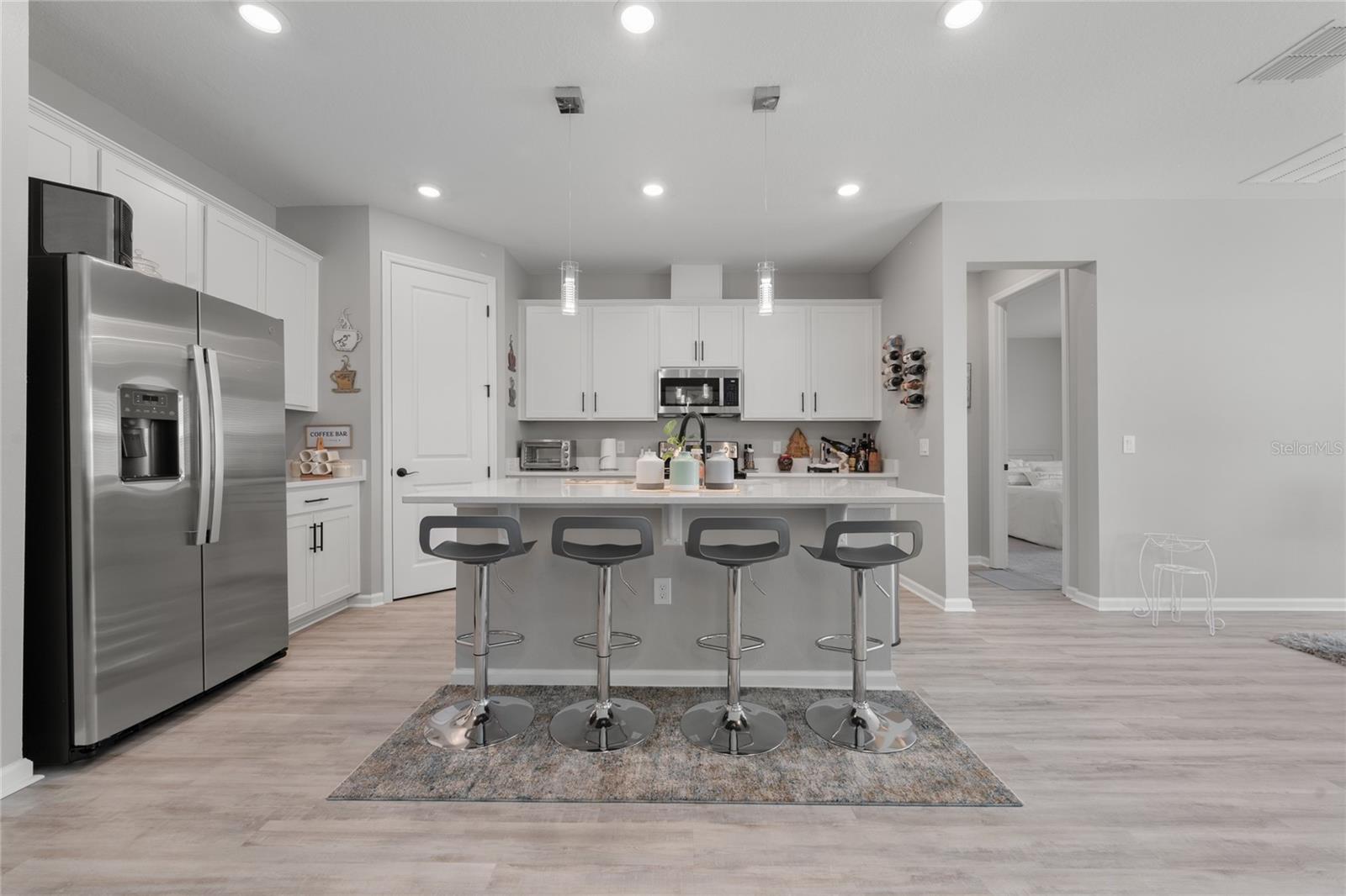 Image 21 of 29 For 564 Hennepin Loop