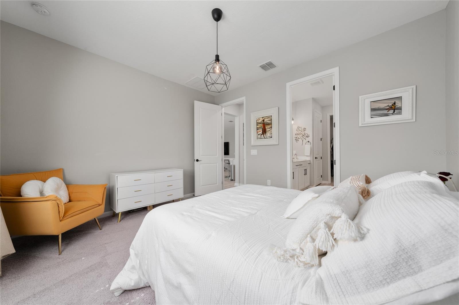 Image 27 of 29 For 564 Hennepin Loop