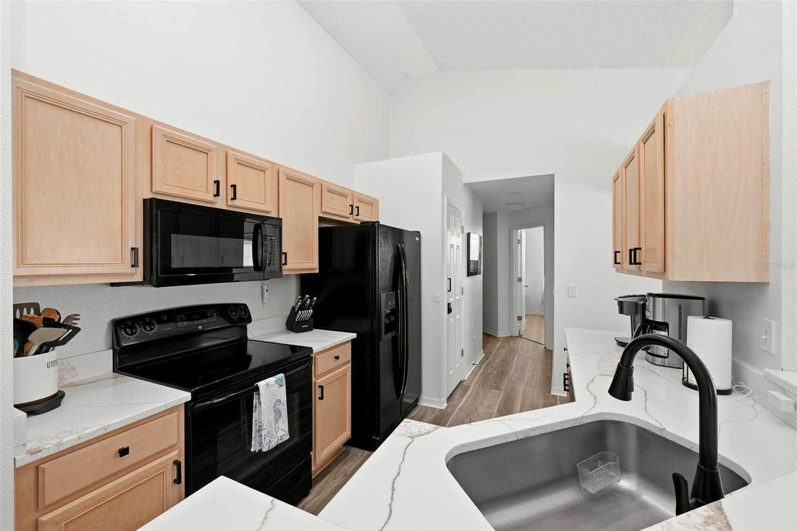 Image 13 of 36 For 129 Hypolita Avenue