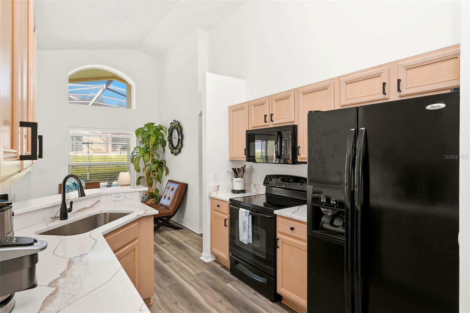 Image 15 of 36 For 129 Hypolita Avenue