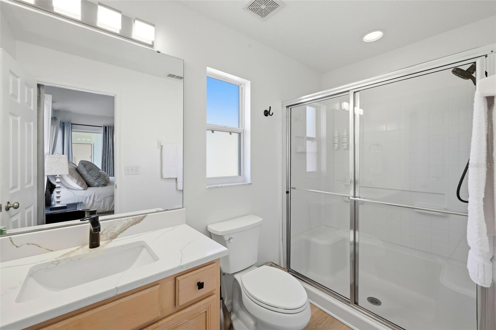 Image 18 of 36 For 129 Hypolita Avenue