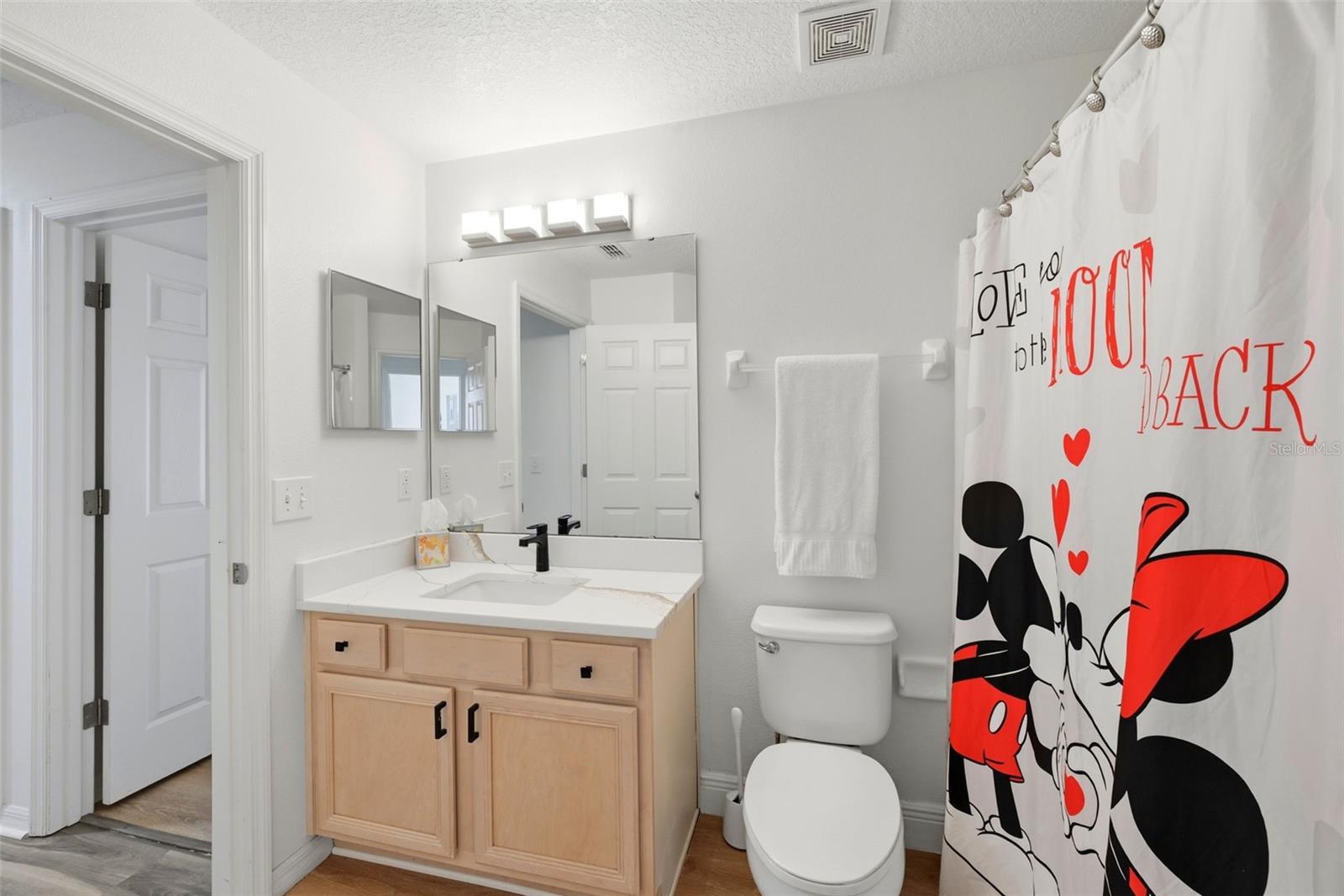 Image 20 of 36 For 129 Hypolita Avenue