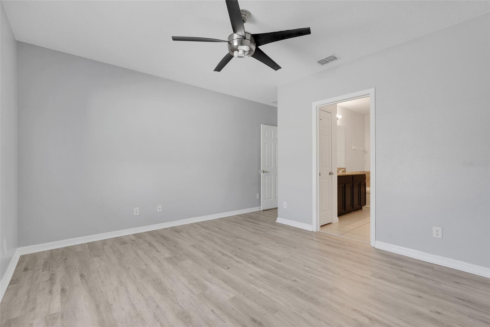 Image 15 of 41 For 188 Whispering Pines Way