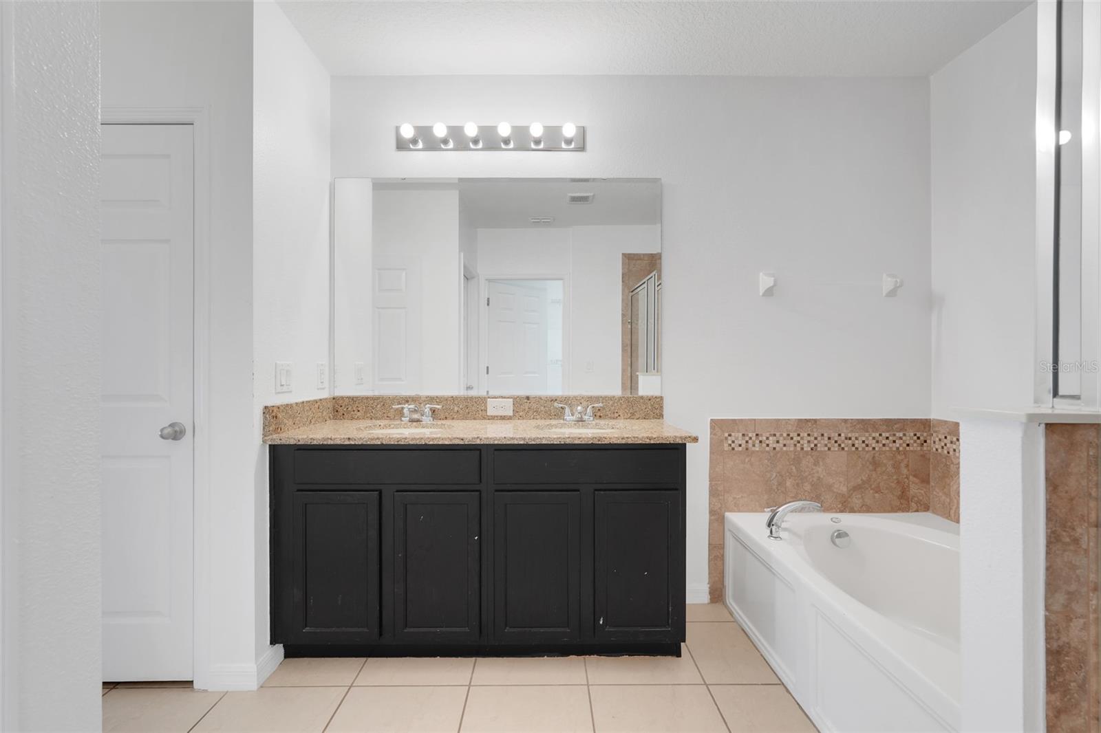 Image 18 of 41 For 188 Whispering Pines Way