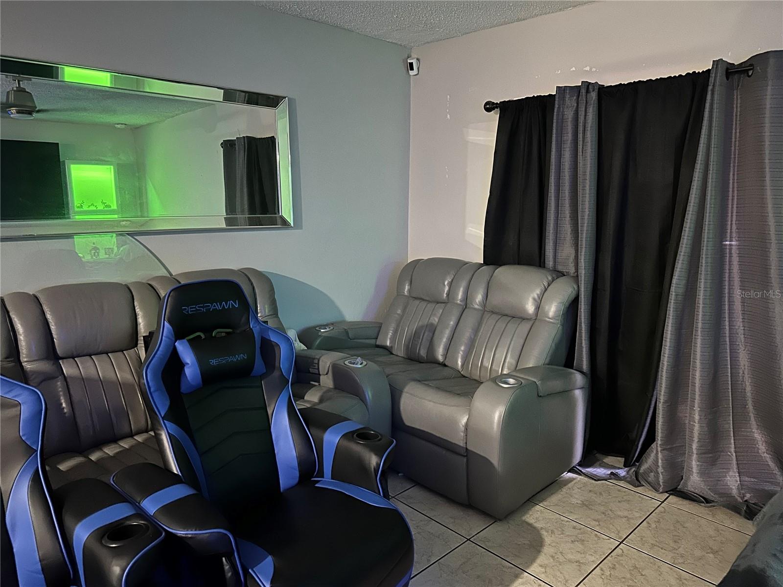 Image 9 of 18 For 2513 Rio Pinar Lakes Boulevard