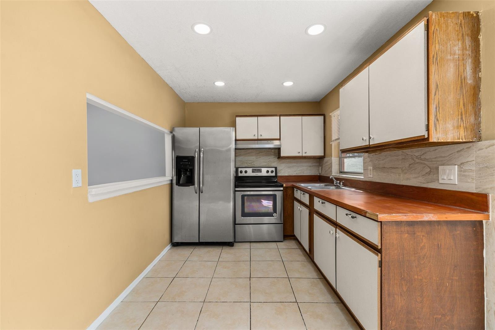 Image 14 of 43 For 268 Azalea Drive