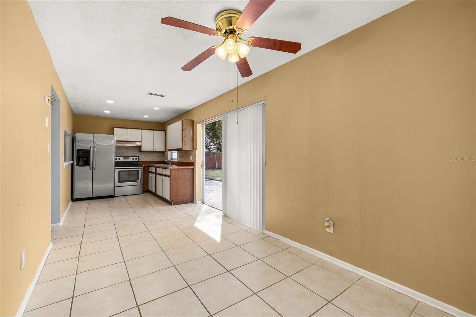 Image 18 of 43 For 268 Azalea Drive